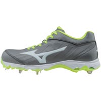 Mizuno 9-Spike Advanced Sweep 3 Womens Low Cut Metal Fastpitch Cleats in Gray/White Size 6.0