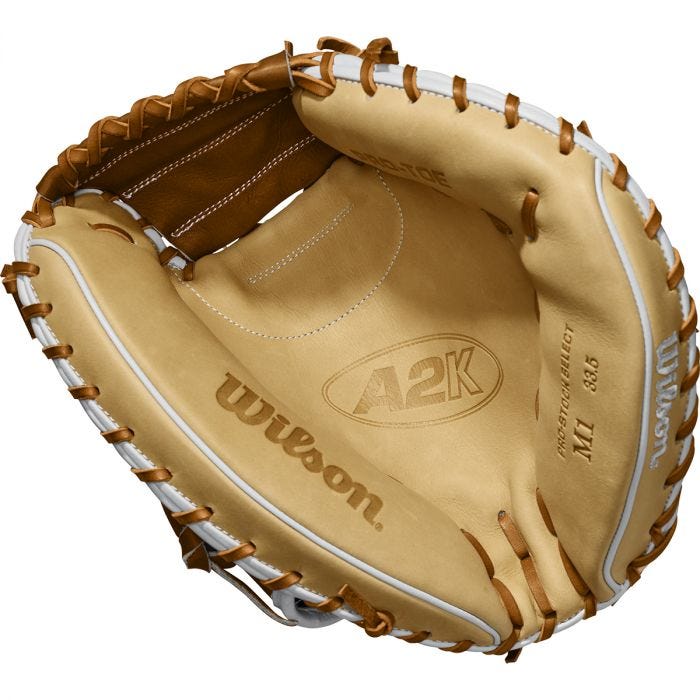 wilson youth catchers mitt