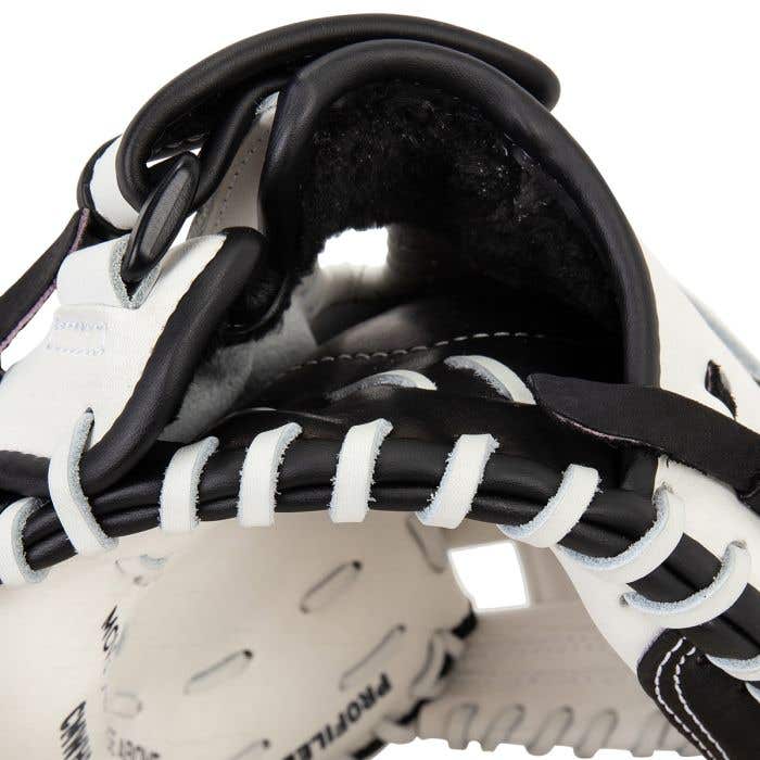 All-Star Heiress Fastpitch Softball Catcher's Mitt - Thumbnail 3