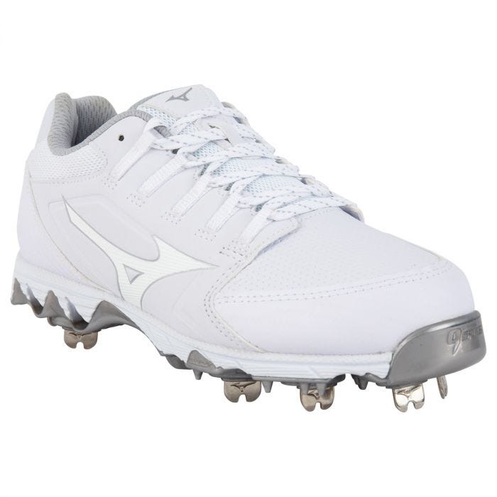 Mizuno Women's 9-Spike Swift 6 Metal Softball Cleat - White, 7