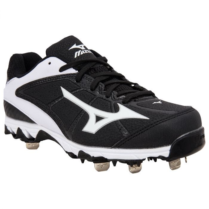 Spike Select 2 Women's Low Metal Cleats