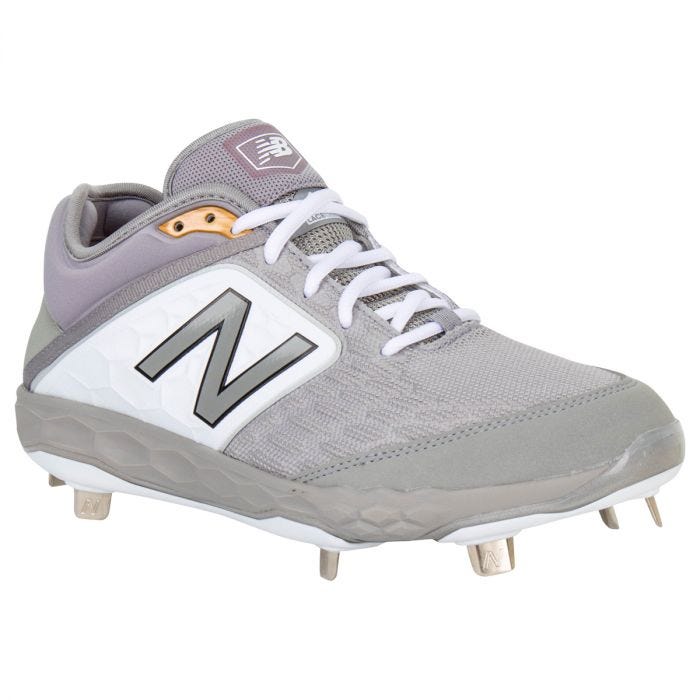 new balance metal cleats