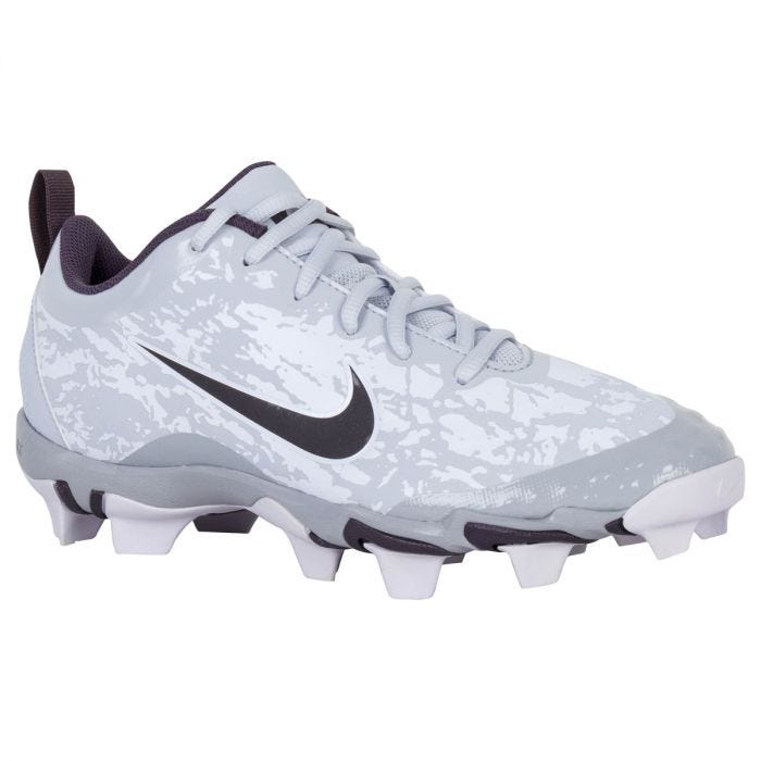 best cleats for slow pitch softball