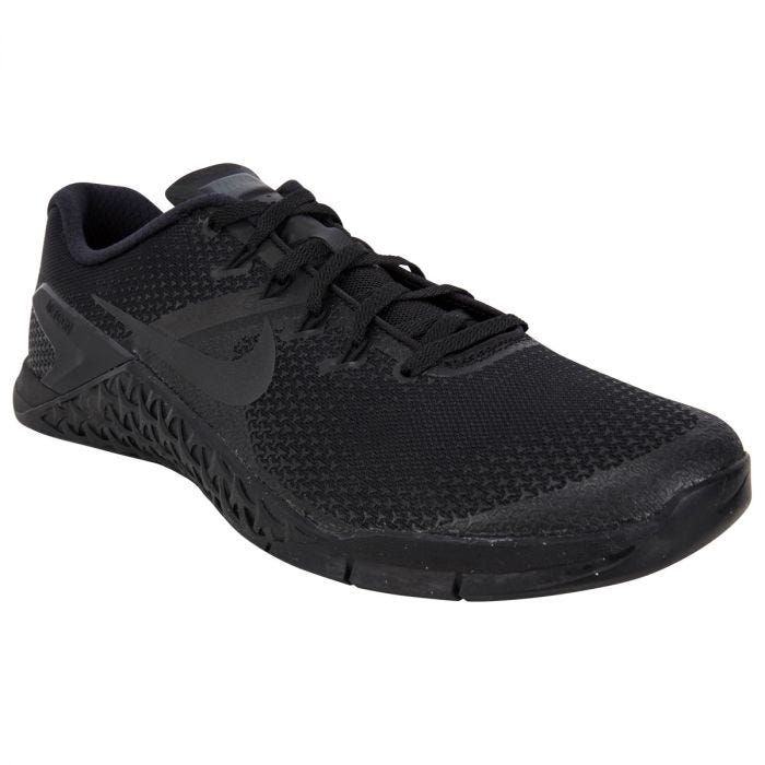 mens black nike training shoes