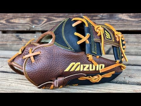 Mizuno MCL-5001 Classic Pro 99’ Limited Edition Chipper Jones 11.75” Baseball Glove