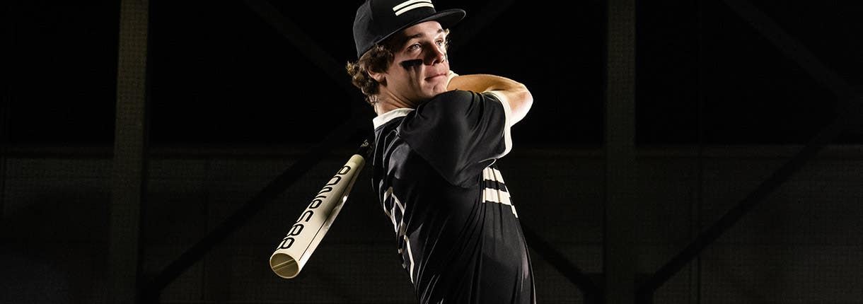 how to swing a baseball bat