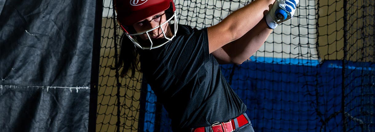 how to swing a softball bat