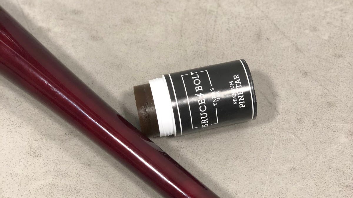 Apply pine tar to bat
